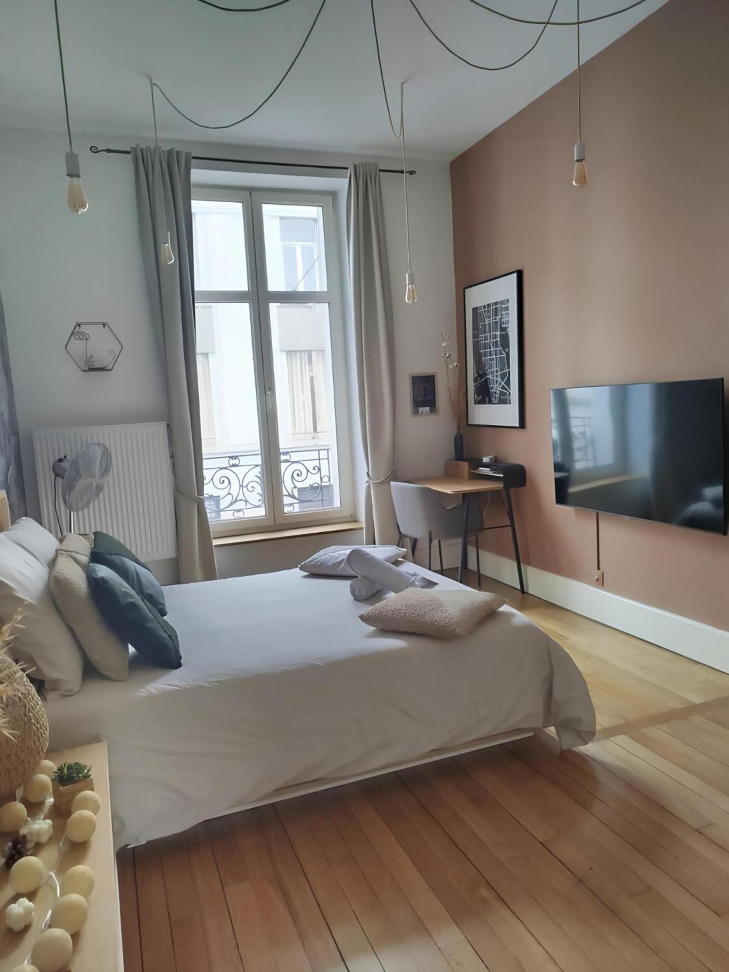 Nancy Gare Centre Parking Apartment ภายนอก รูปภาพ